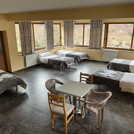 Bujtina Zici Hotel Theth Kültér fotó