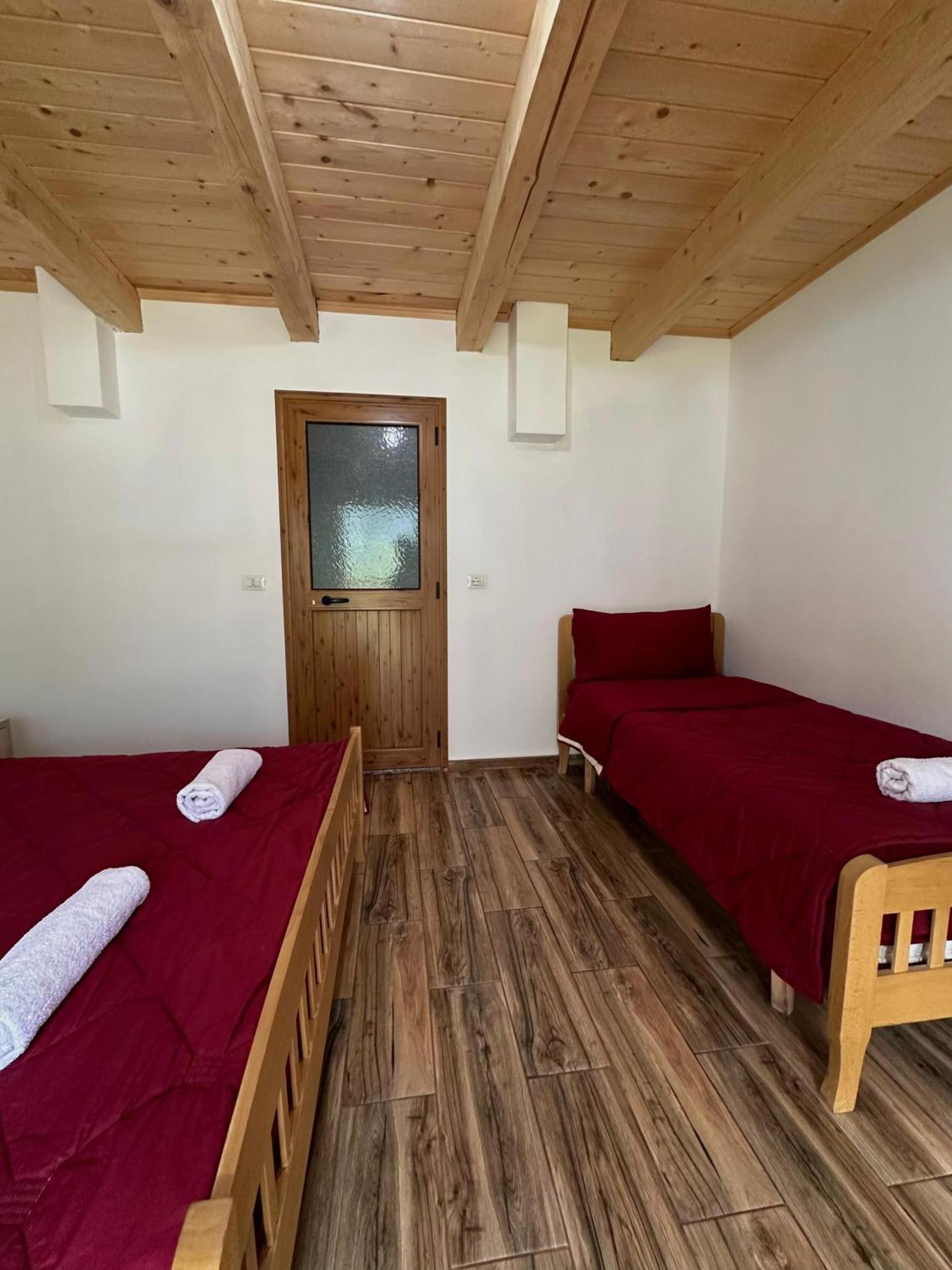 Bujtina Zici Hotel Theth Kültér fotó