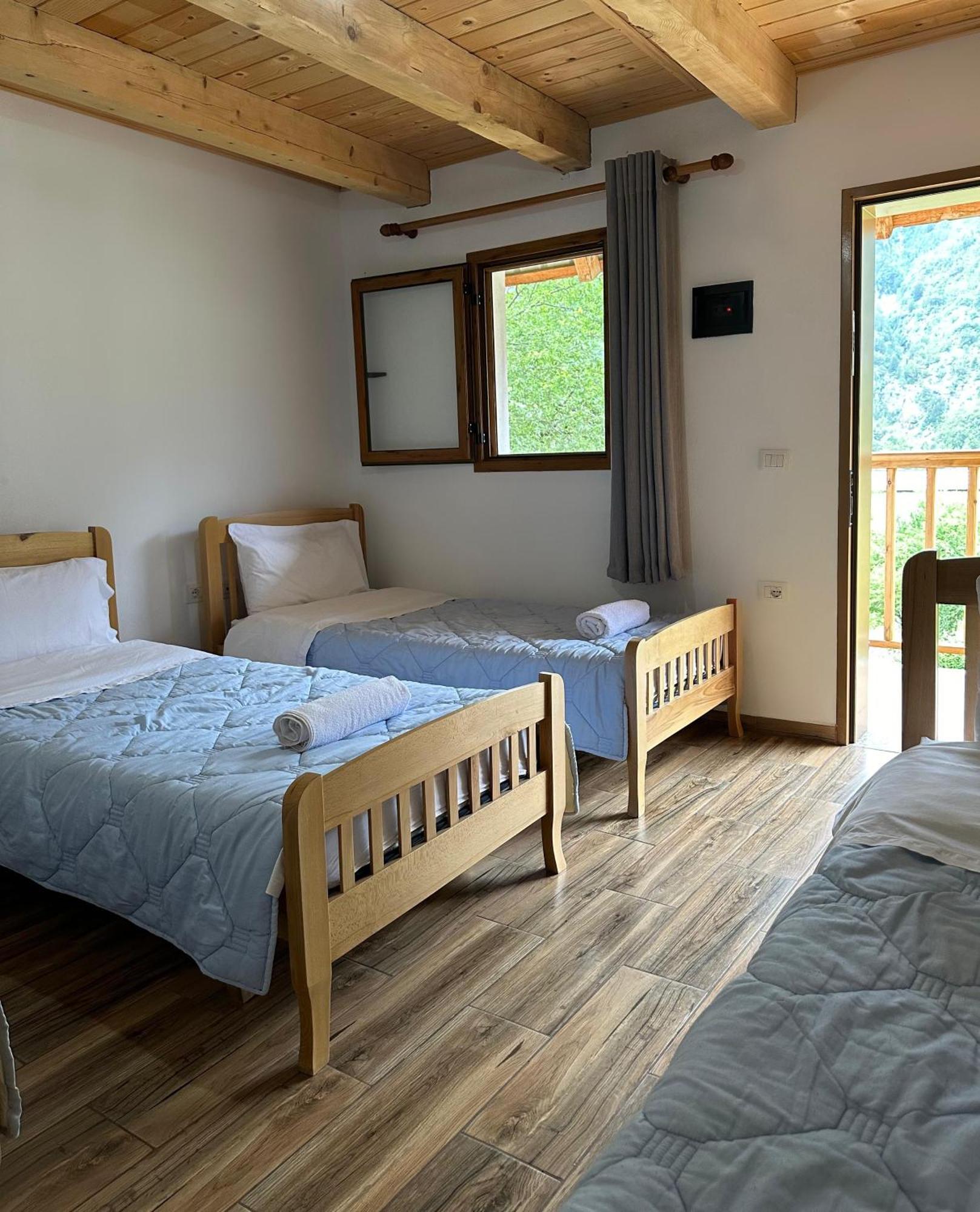 Bujtina Zici Hotel Theth Kültér fotó
