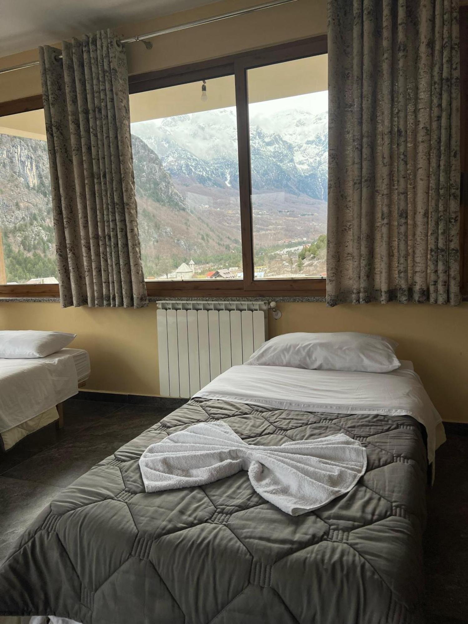 Bujtina Zici Hotel Theth Kültér fotó