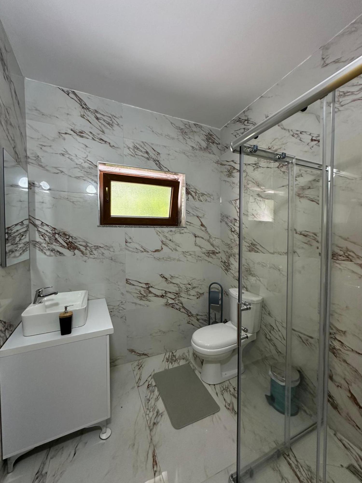 Bujtina Zici Hotel Theth Kültér fotó