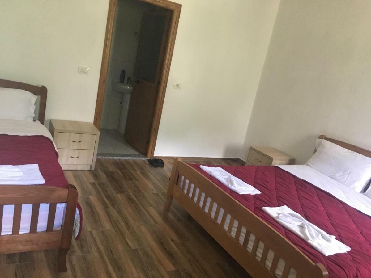 Bujtina Zici Hotel Theth Kültér fotó