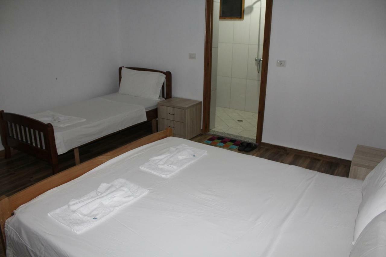 Bujtina Zici Hotel Theth Kültér fotó