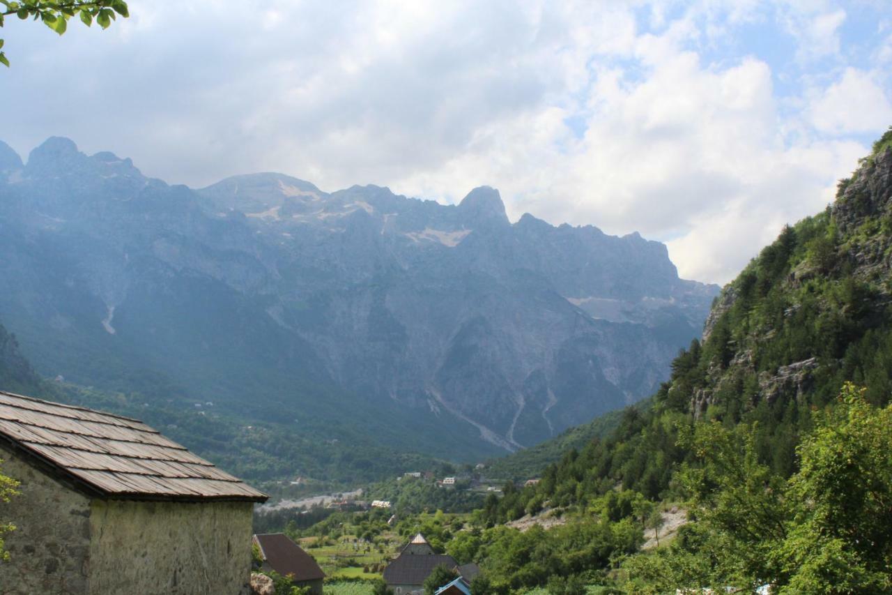 Bujtina Zici Hotel Theth Kültér fotó